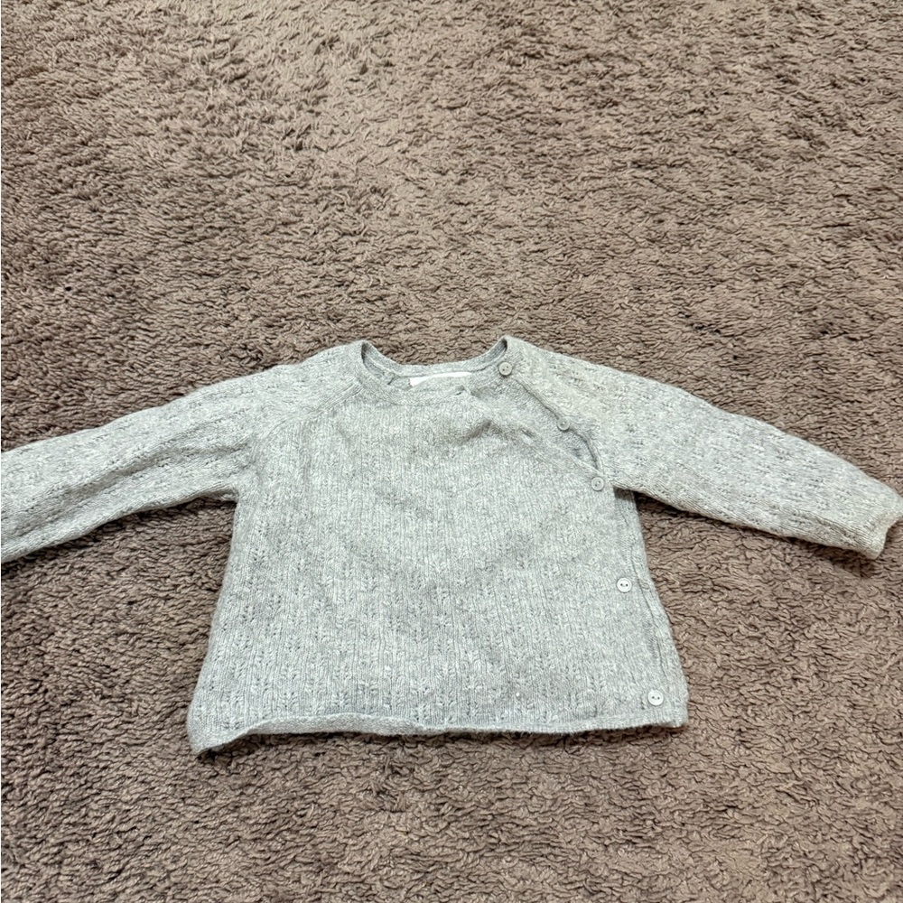 Zara Heather Gray Buttoned Crew Neck Sweater